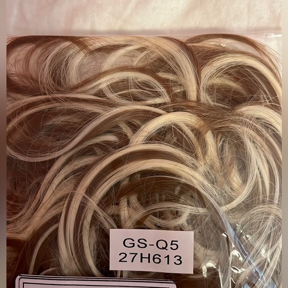 New Messy Bun Hair Piece Scrunchie Updo Wrap Hair Extensions - Picture 4 of 5